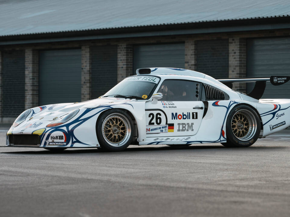 Image 9/16 de Porsche 911 GT1 Evo (1997)