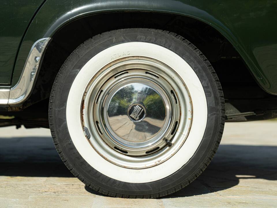 Image 15/50 of FIAT 1500 C (1967)