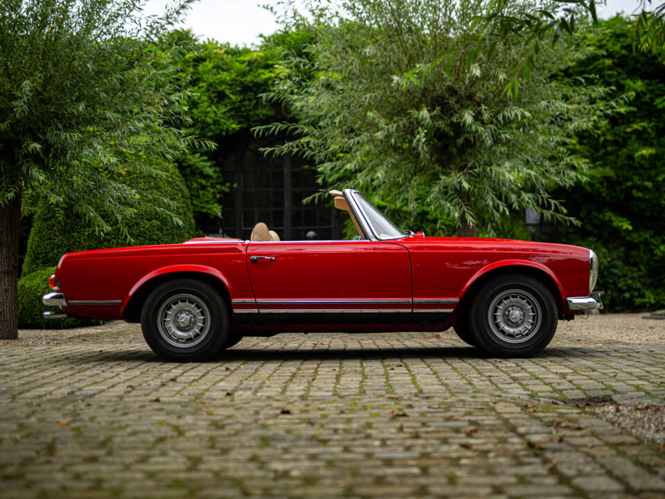 Imagen 7/54 de Mercedes-Benz 280 SL (1968)