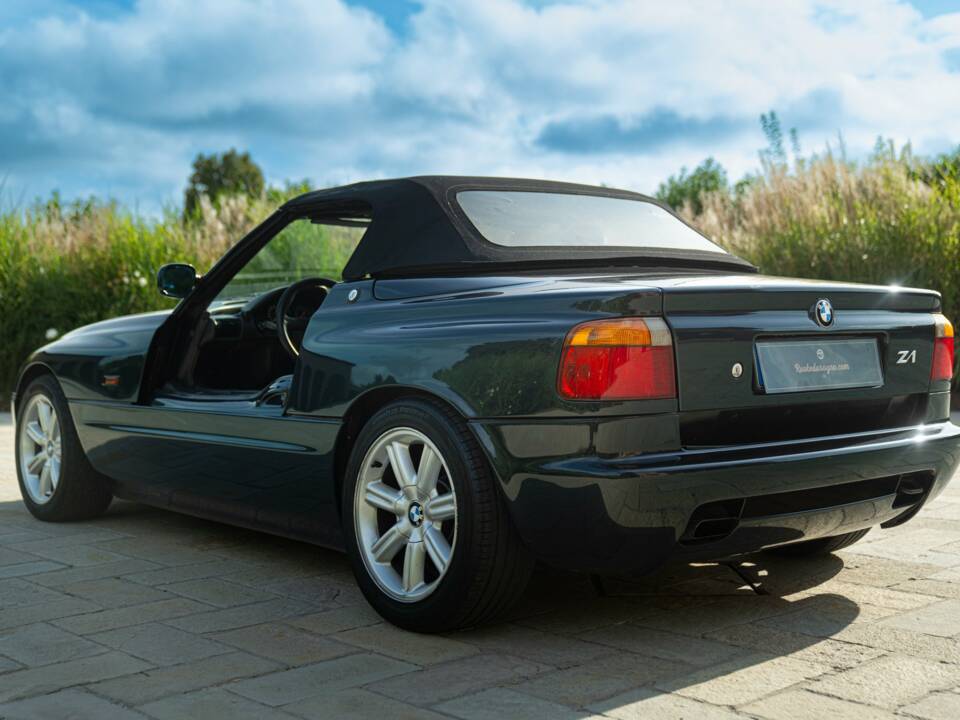 Bild 9/50 von BMW Z1 Roadster (1990)