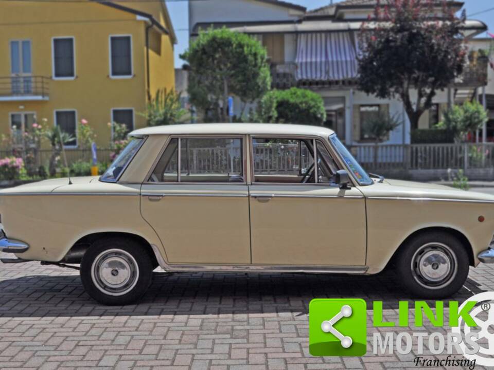 Image 8/10 of FIAT 1500 (1961)