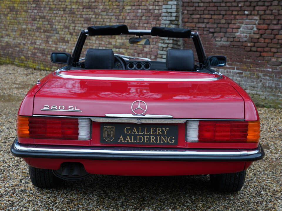 Image 16/50 of Mercedes-Benz 280 SL (1982)