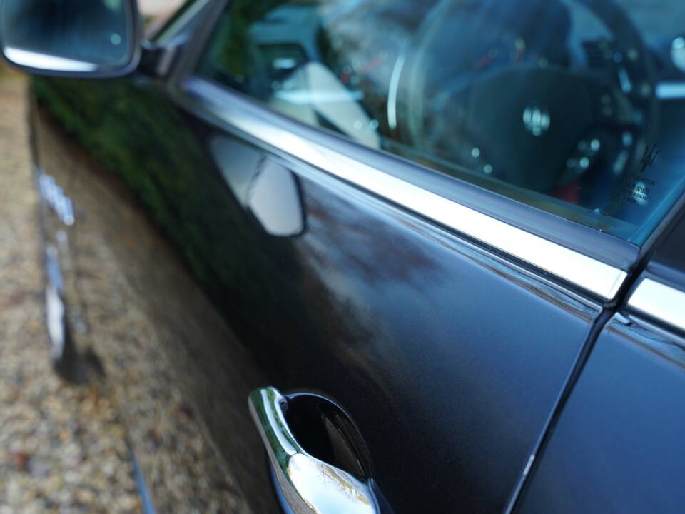 Imagen 24/50 de Maserati GranTurismo S (2010)