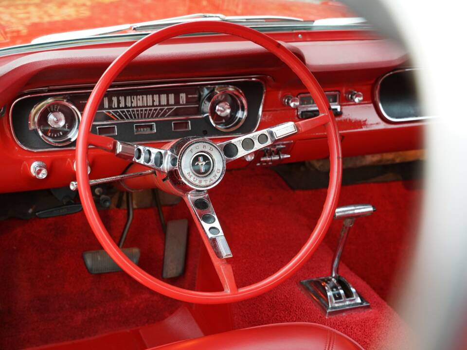 Immagine 38/50 di Ford Mustang 289 (1965)