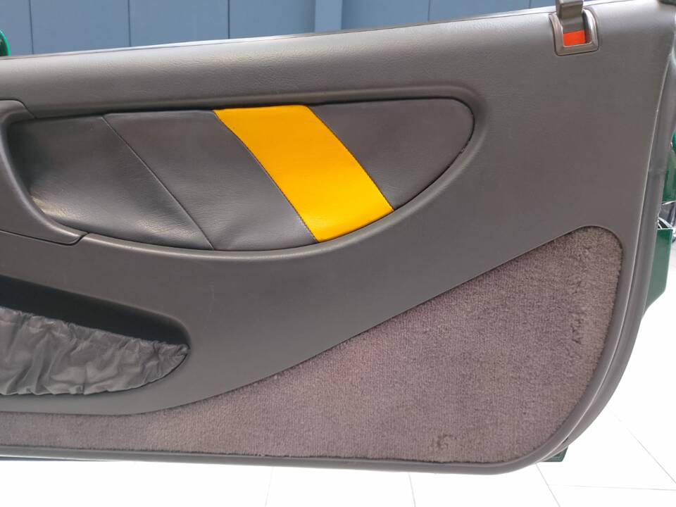 Image 25/46 of Lotus Elan SE (1992)
