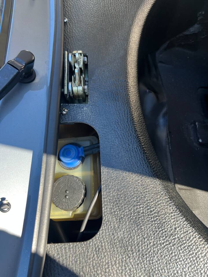 Image 41/114 de Ferrari 308 GTS Quattrovalvole (1985)