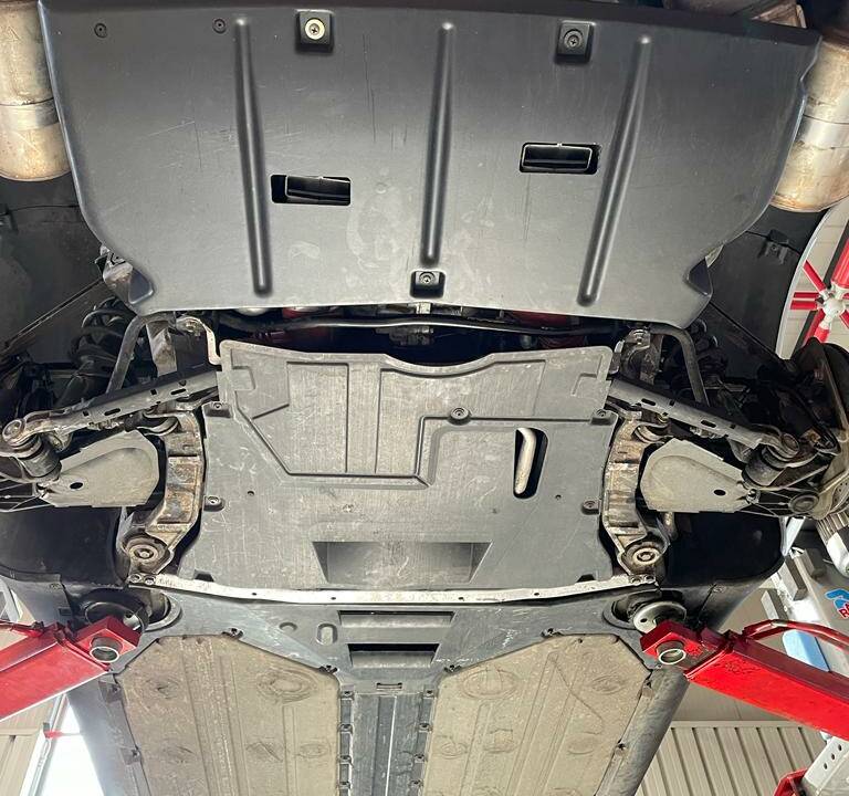 Immagine 30/34 di Porsche 911 Carrera (1996)