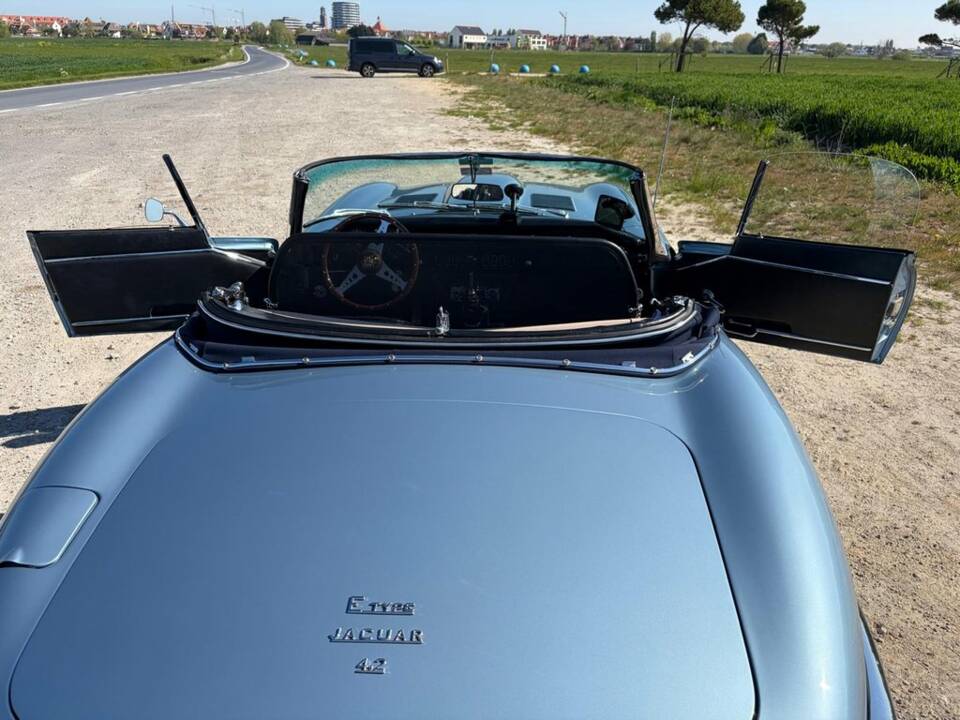 Afbeelding 7/8 van Jaguar E-Type (1968)