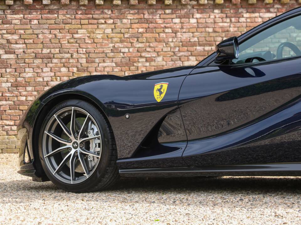 Image 47/50 of Ferrari 812 Superfast (2020)