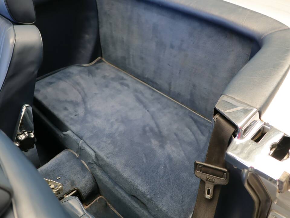 Image 30/50 de Mercedes-Benz 560 SL (1988)