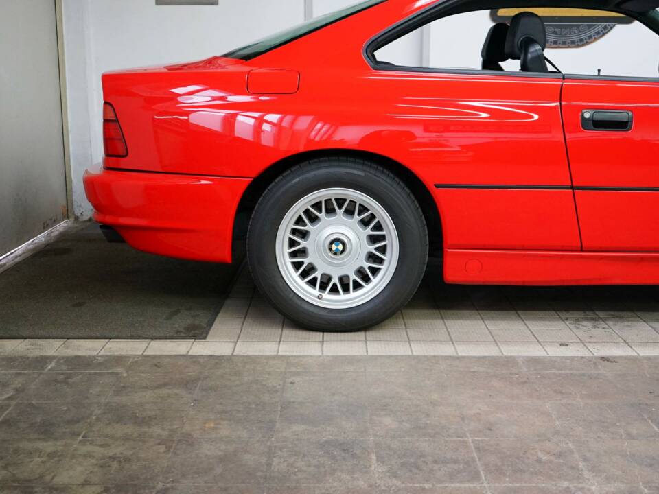 Immagine 48/50 di BMW 850i (1990)