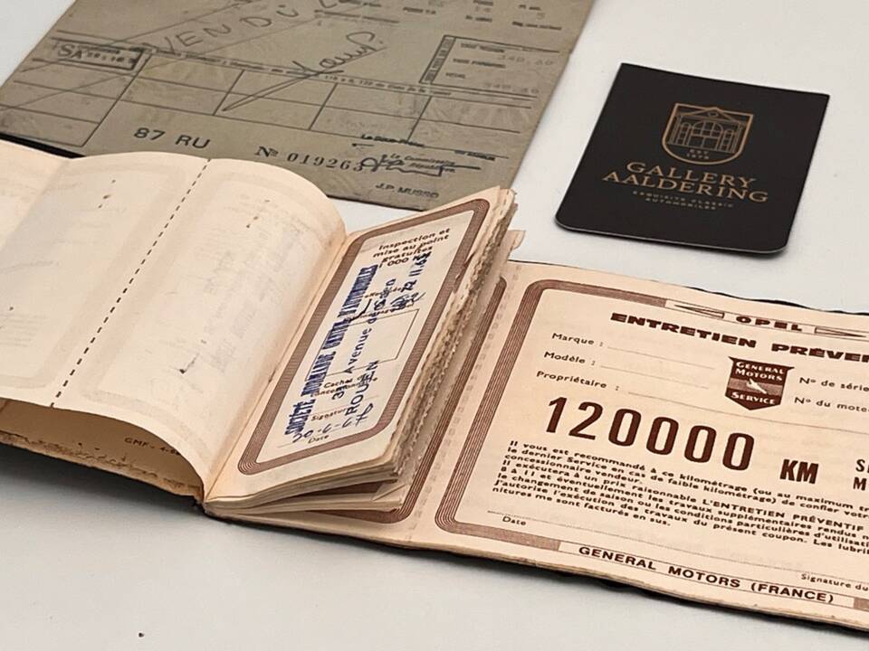 Bild 16/50 von Opel Commodore 2,5 S (1967)