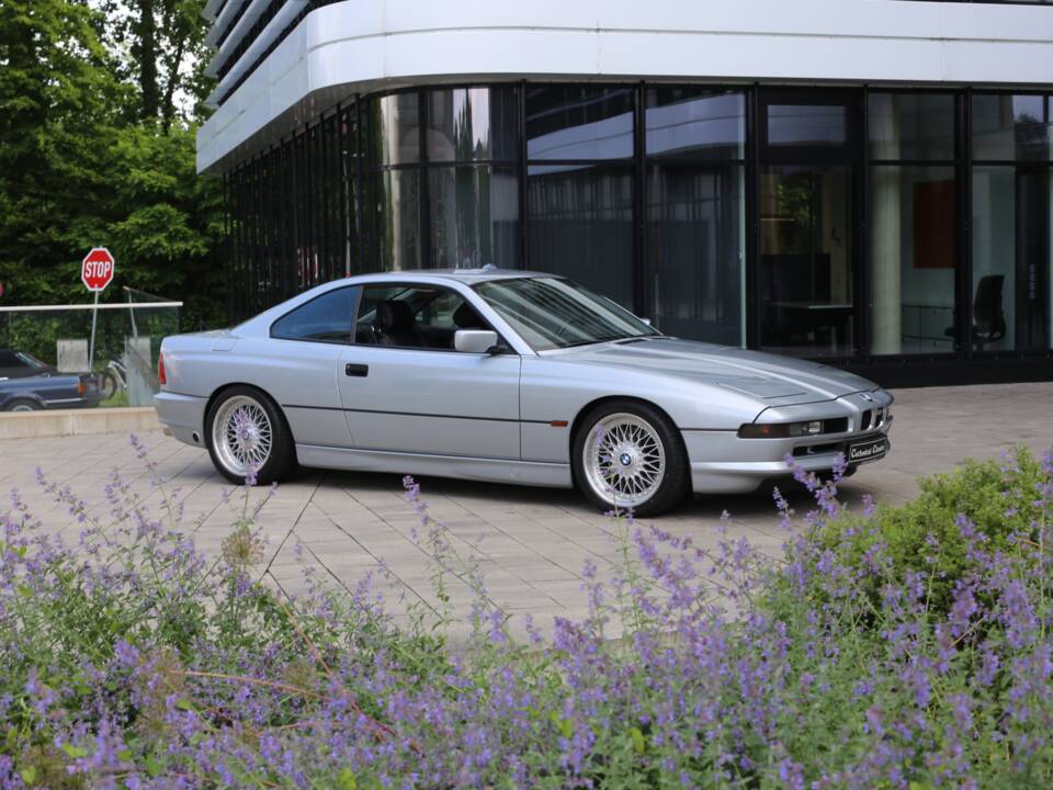 Afbeelding 10/33 van BMW 840i (1994)