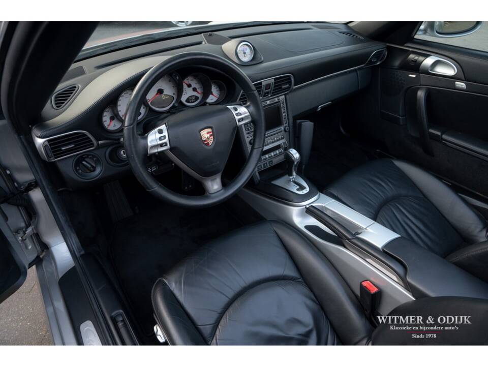 Bild 14/29 von Porsche 911 Carrera S (2005)