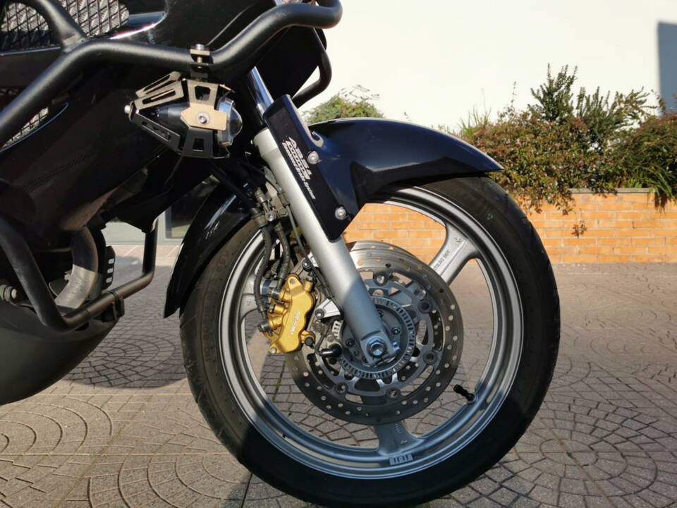 Bild 18/30 von Honda DUMMY (2004)