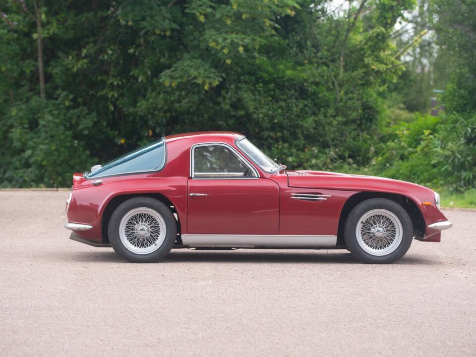 Image 39/50 of TVR Vixen Series 1 (1968)