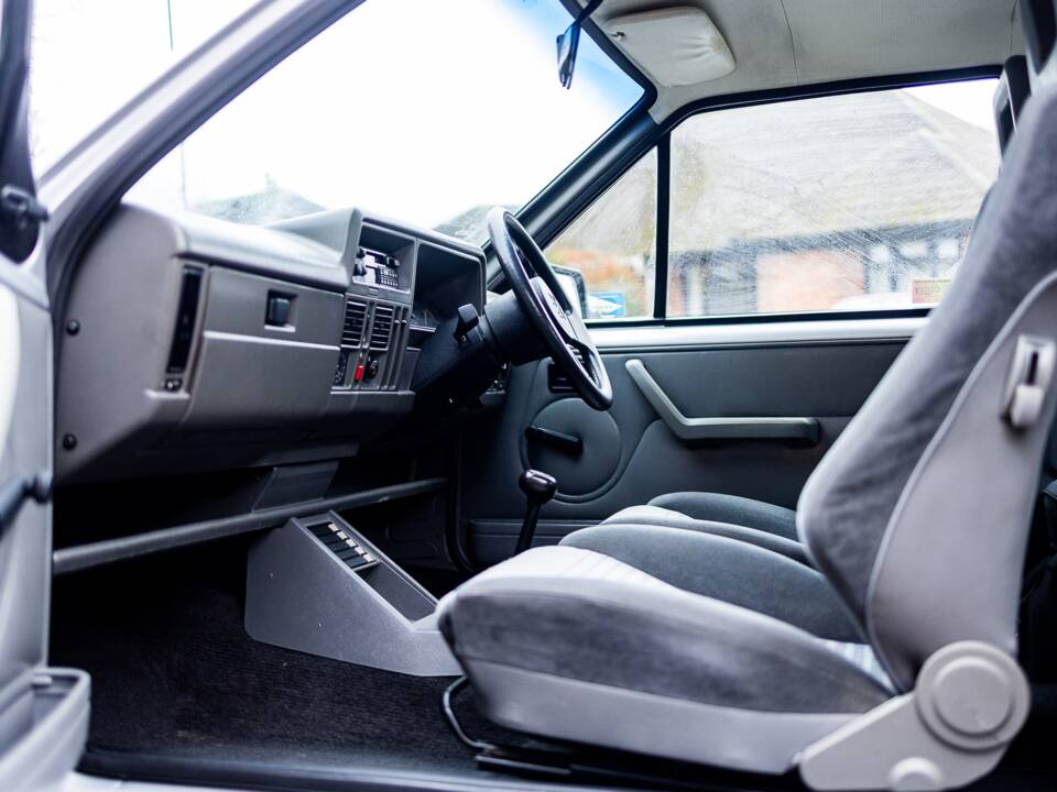 Image 27/40 of Vauxhall Nova 1.3 (1989)