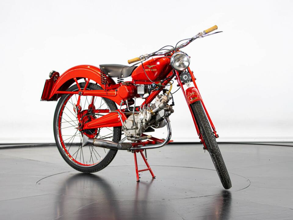 Imagen 5/50 de Moto Guzzi DUMMY (1957)
