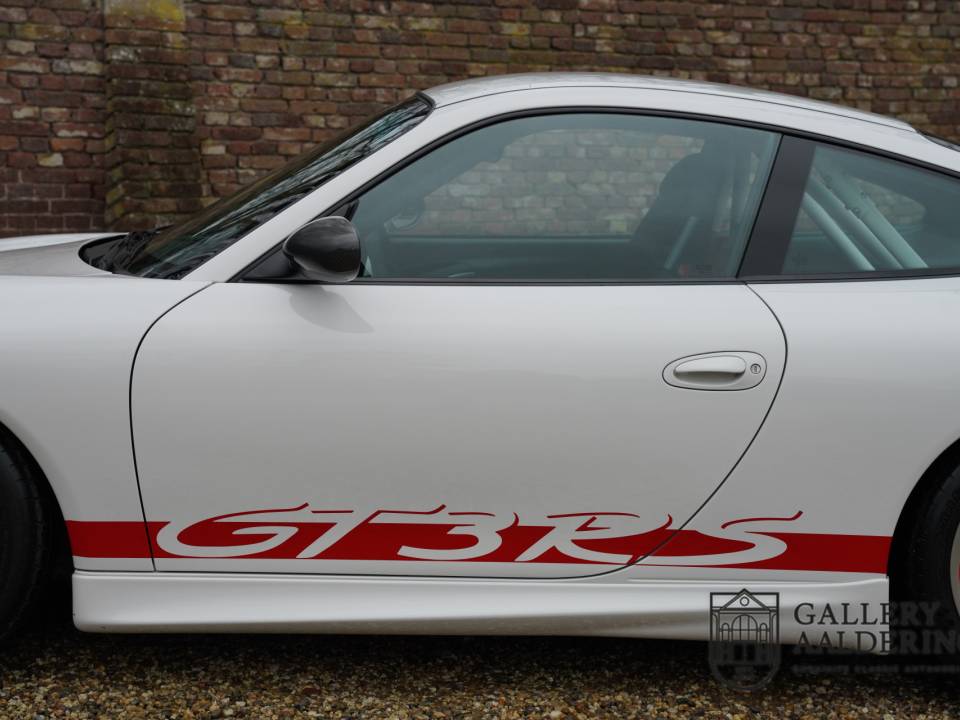 Immagine 19/50 di Porsche 911 GT3 RS Clubsport (2004)