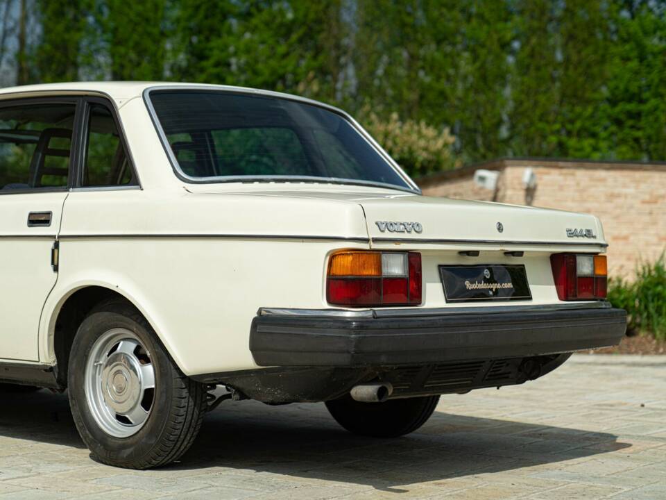 Bild 11/50 von Volvo 240 Diesel (1982)