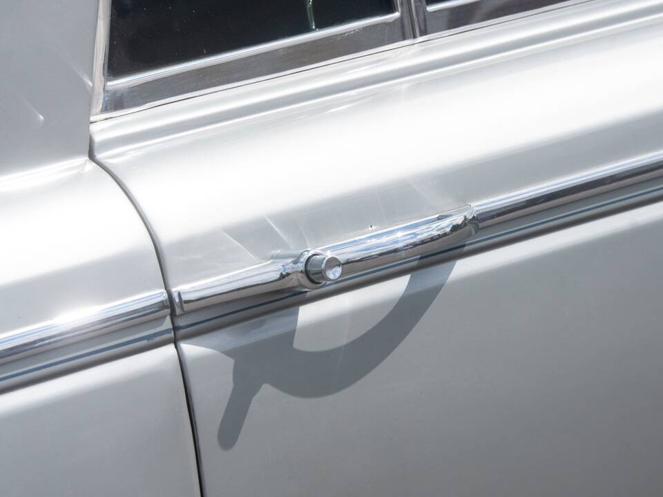 Image 18/50 of Rolls-Royce Silver Shadow I (1973)