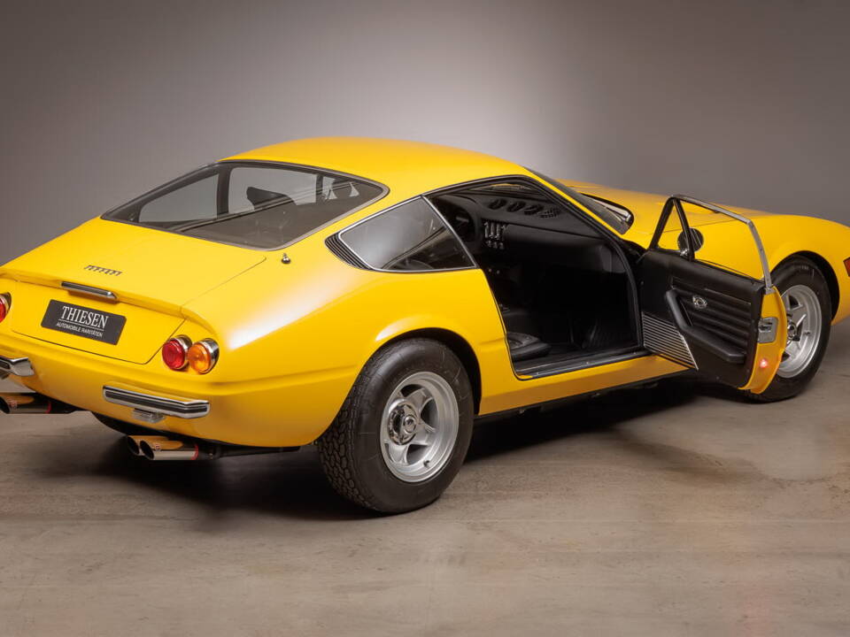 Bild 17/33 von Ferrari 365 GTB&#x2F;4 Daytona (1972)