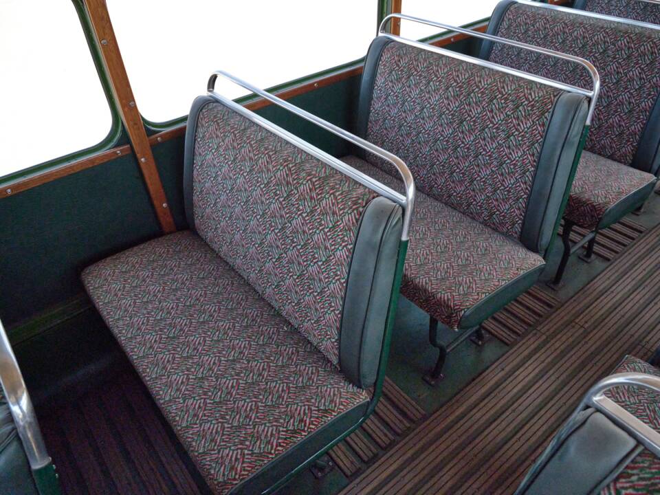 Bild 24/44 von AEC Regal III Single-Deck (1948)