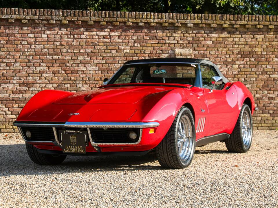 Image 9/50 of Chevrolet Corvette Stingray (1969)