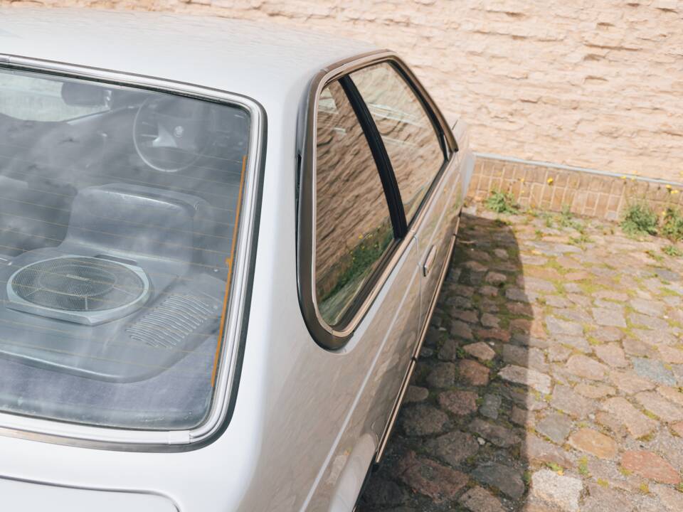 Bild 14/106 von BMW 633 CSi (1976)