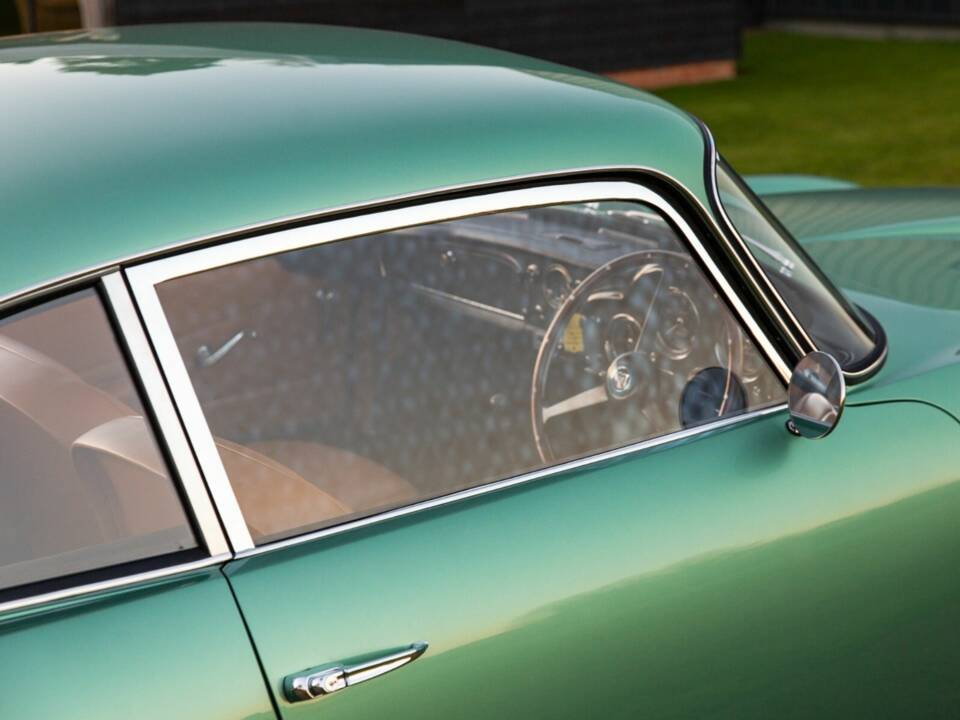 Bild 32/50 von Aston Martin DB 2&#x2F;4 Mk II (1960)