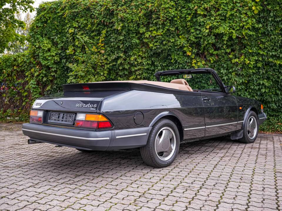Image 34/89 of Saab 900 Turbo S 16V (1993)