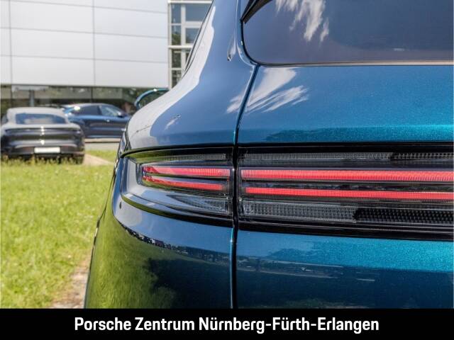 Immagine 10/50 di Porsche Cayenne Turbo E-Hybrid (1900)