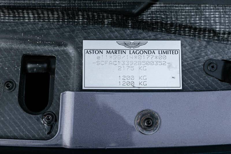 Bild 14/50 von Aston Martin V12 Vanquish (2002)
