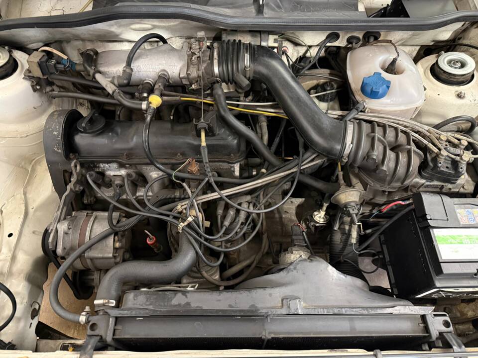 Bild 5/17 von Volkswagen Golf I Cabrio GLi 1.8 (1989)