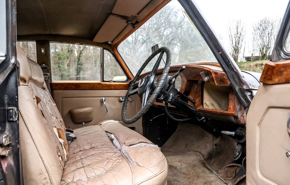 Image 4/50 of Bentley S 1 (1956)