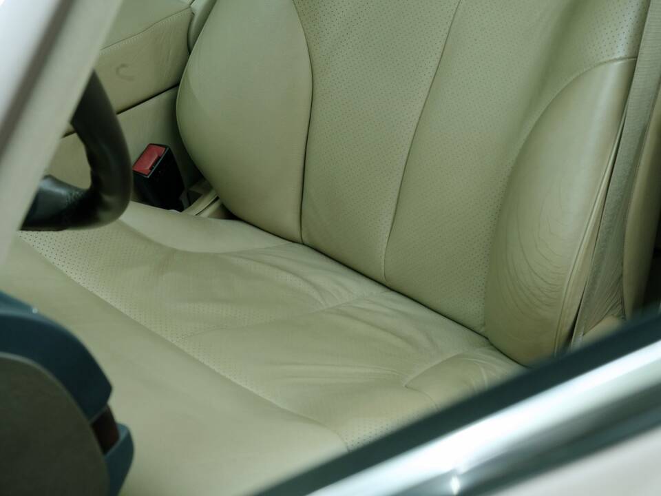 Bild 50/50 von Mercedes-Benz S 280 (1994)
