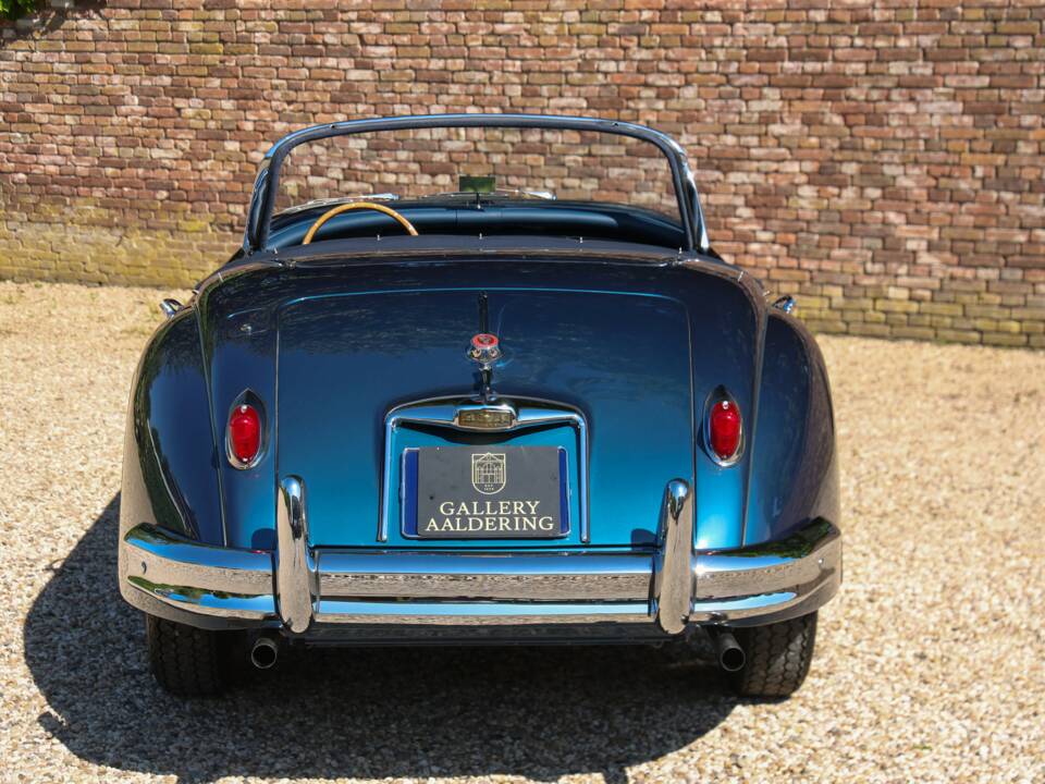 Image 42/50 of Jaguar XK 150 3.4 S OTS (1958)