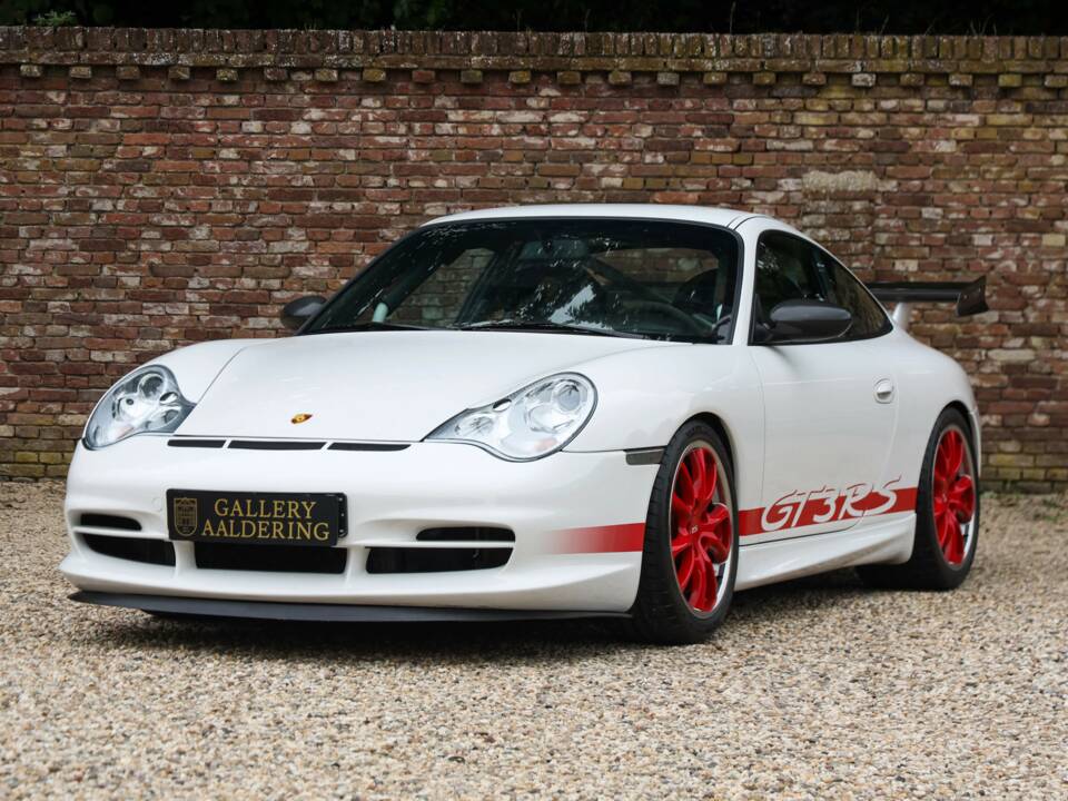 Immagine 21/50 di Porsche 911 GT3 RS (2004)
