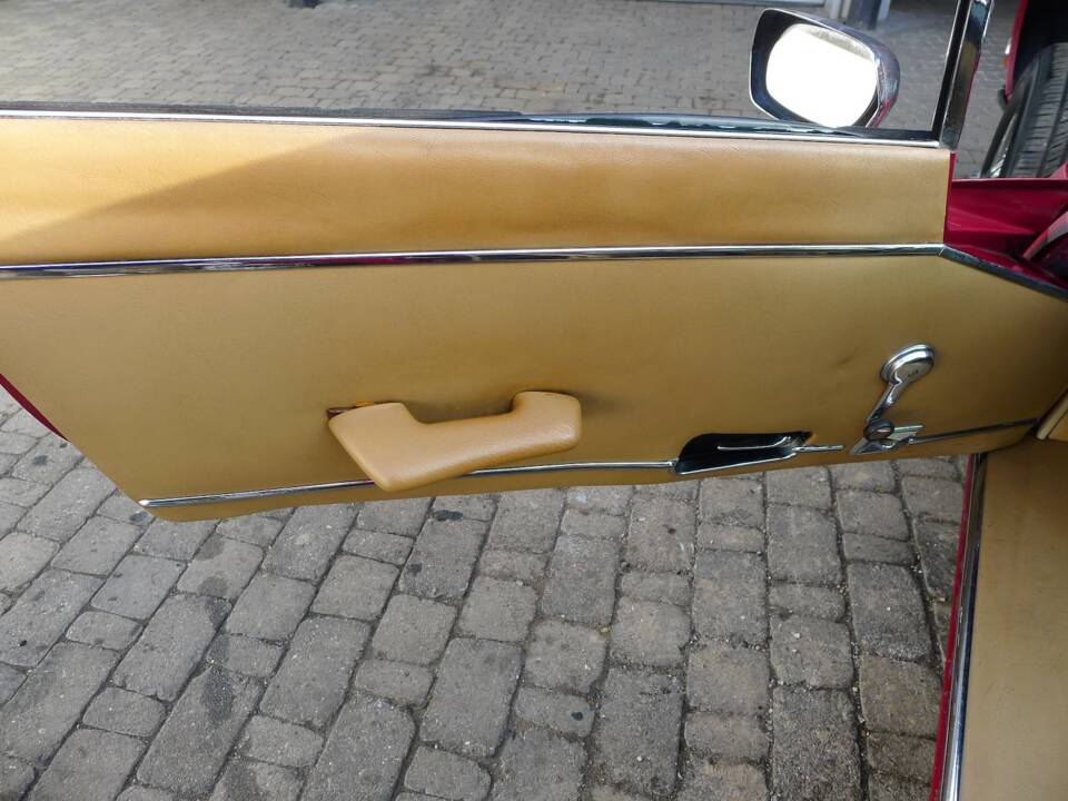Image 5/15 de Jaguar Type E V12 (1972)
