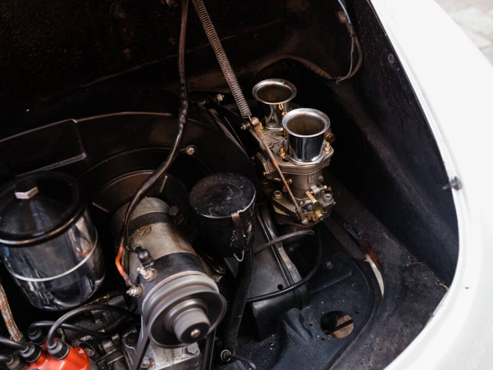 Image 43/48 of Porsche 356 C 1600 (1964)