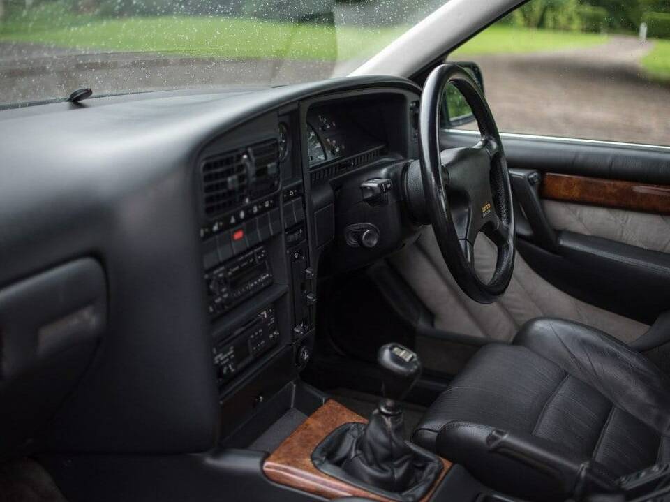 Imagen 5/7 de Vauxhall Lotus Carlton 3.6 (1991)