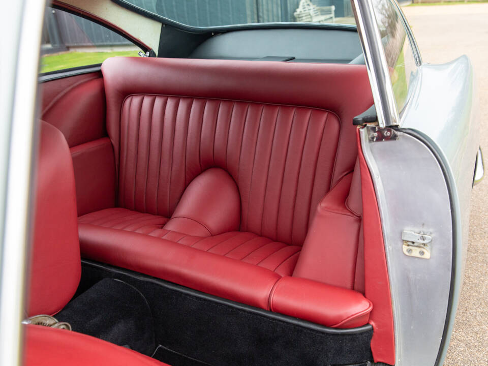 Afbeelding 73/94 van Aston Martin DB 4 (1960)