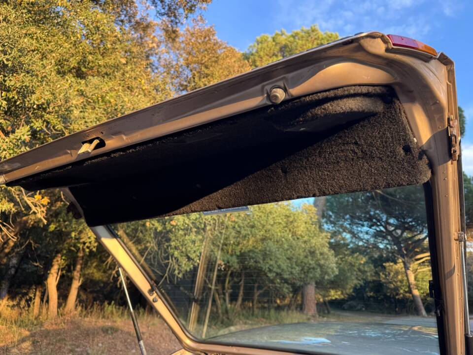 Image 19/57 of Volkswagen Passat 2.0 (1987)