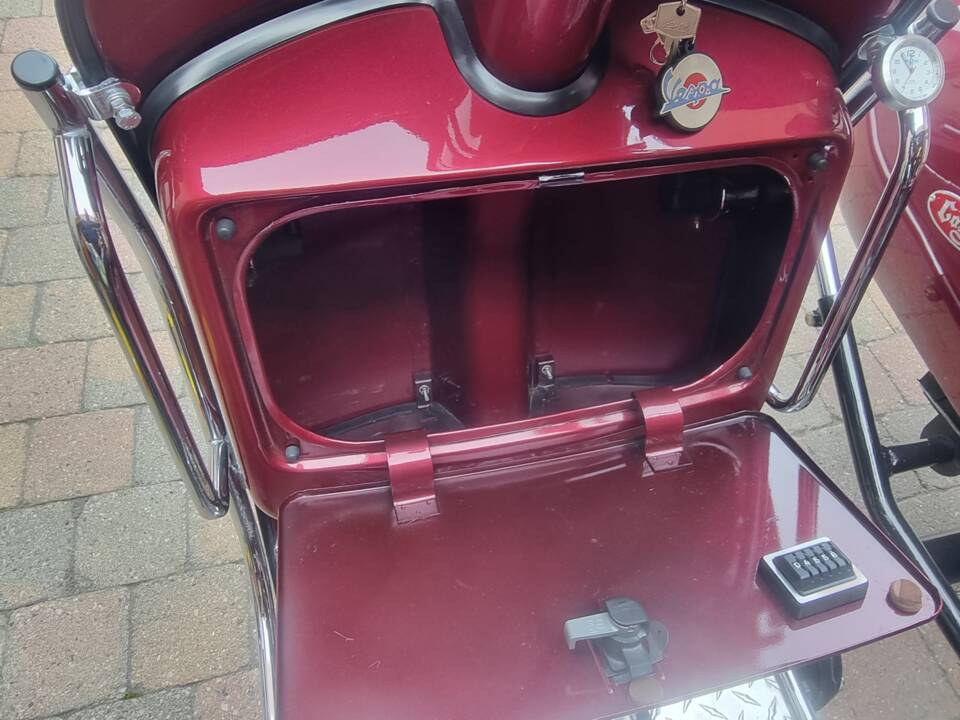 Afbeelding 76/98 van Piaggio DUMMY (1984)