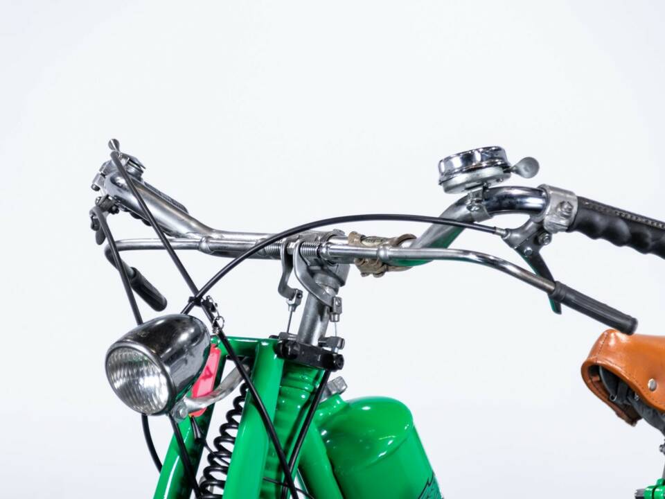 Image 21/47 of Ducati Cucciolo (1948)
