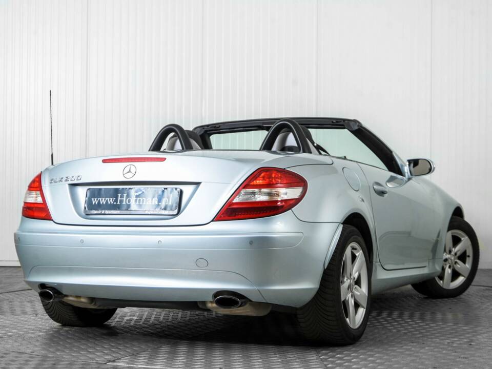Immagine 39/50 di Mercedes-Benz SLK 200 Kompressor (2004)