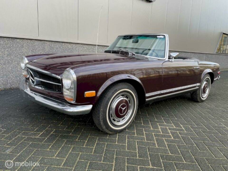 Image 5/19 de Mercedes-Benz 280 SL (1968)