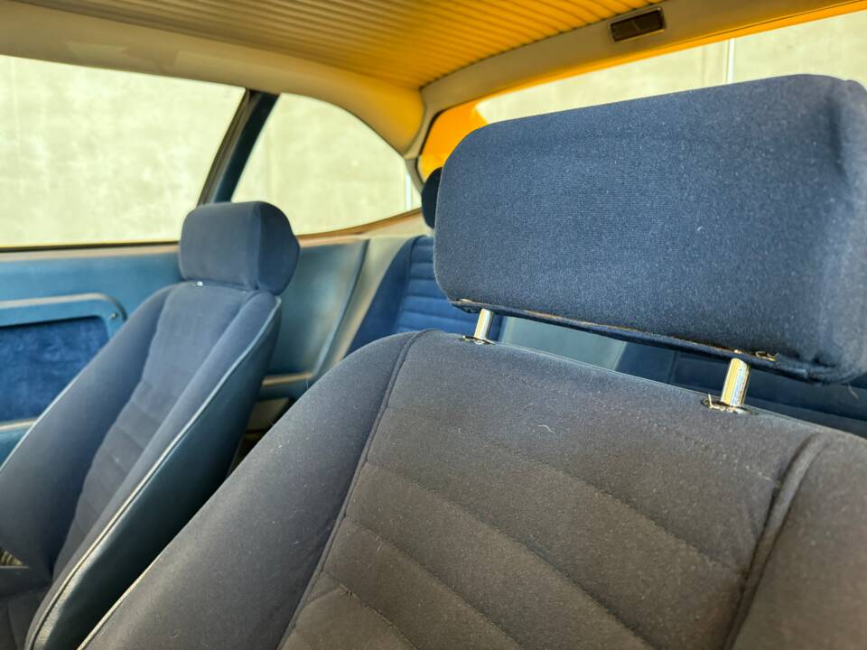 Immagine 19/22 di Ferrari Dino 208 GT4 (1975)