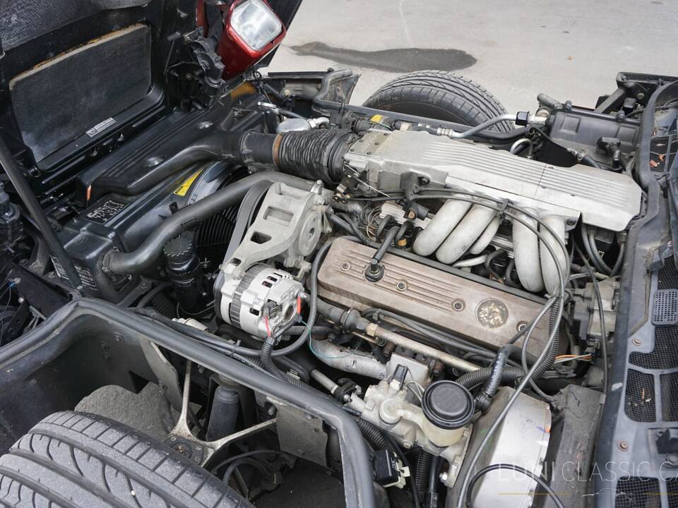 Afbeelding 37/45 van Chevrolet Corvette Convertible (1988)