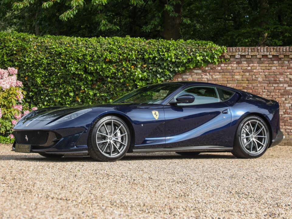 Image 12/50 of Ferrari 812 Superfast (2020)